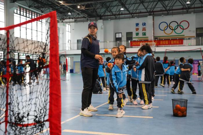 快乐垒球进校园扬州站举