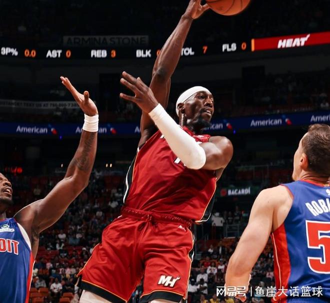 NBA常规赛多场对决结果揭晓 凯尔特人连胜稳居东