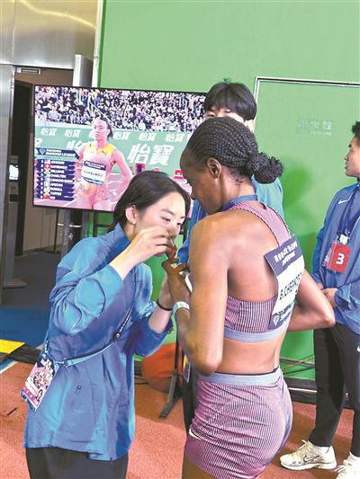 钻石联赛探秘径赛精密芯片，巴黎奥运计时新科